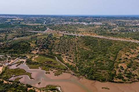 Helårsgrund i Estombar, Faro, Estombar - € 380.000 | Ref: City-26-46C - foto 9