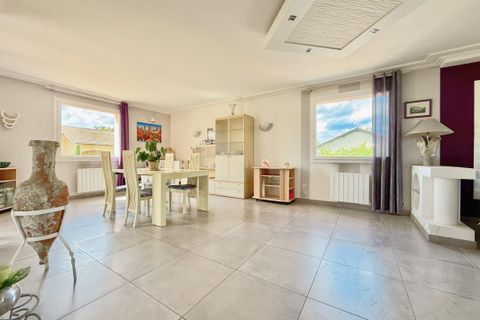 Villa a Chaponost, Rhone, Chaponost - € 620.000 | Ref: getkey_u_532744514 - foto 2