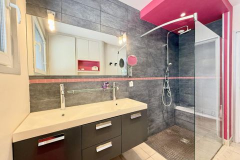 Villa a Chaponost, Rhone, Chaponost - € 620.000 | Ref: getkey_u_532744514 - foto 9