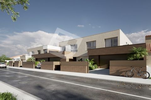 Villa i Aveiro, Aveiro, Aveiro - € 495.000 | Ref: 4341 D - foto 2