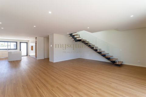 Villa a Maia, Porto, Maia - € 680.000 | Ref: 26.029 - foto 2