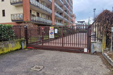 Parkeringsplads i Milan, Milan, Milan - € 35.000 | Ref: 26/052 Comasina - foto 2