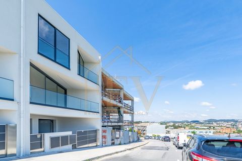 Villa a Paranhos, Porto, Paranhos - € 680.000 | Ref: EV-057 - foto 4