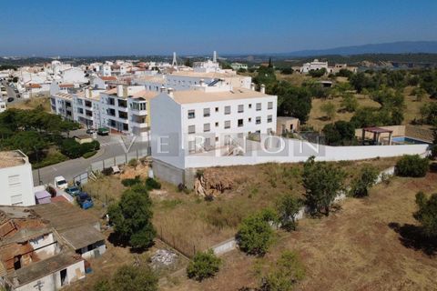 Helårsgrund i Estombar, Faro, Estombar - € 379.000 | Ref: LC068 - foto 3