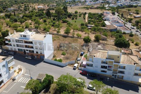Helårsgrund i Estombar, Faro, Estombar - € 379.000 | Ref: LC068 - foto 4