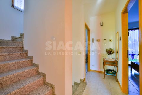 Villa a Aicurzio, Monza and Brianza, Aicurzio - € 349.000 | Ref: VILLA.AICURZIO-IZ349V - foto 23