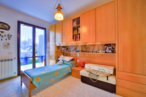 Villa a Aicurzio, Monza and Brianza, Aicurzio - € 349.000 | Ref: VILLA.AICURZIO-IZ349V - foto 36