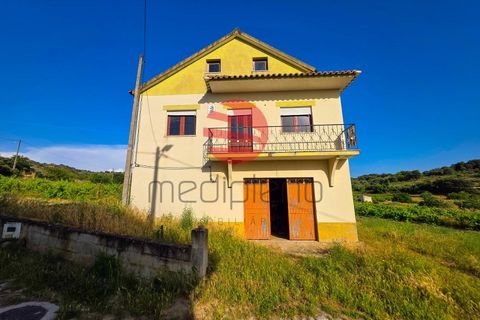 Villa a Longroiva, Guarda, Longroiva - € 60.000 | Ref: 537/MDA - foto 2