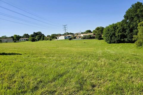Helårsgrund i Saintes, Charente-Maritime, Saintes - € 94.000 | Ref: 3011444297 - foto 2