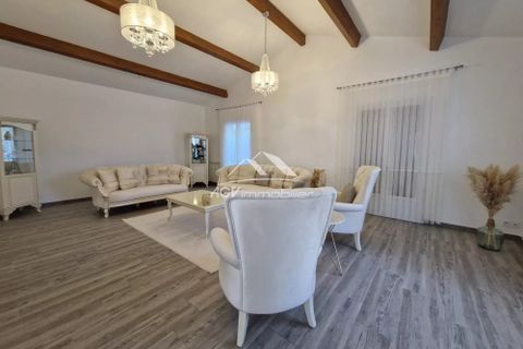 Villa a Alès, Gard, Alès - € 400.000 | Ref: 2736 - foto 7
