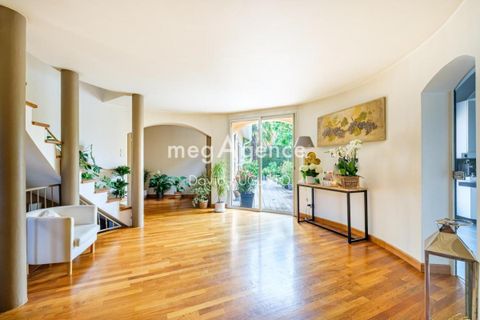 Villa i Limonest, Rhone, Limonest - € 895.000 | Ref: 204327 - foto 3