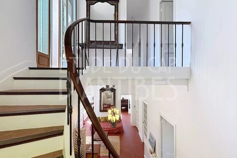 Villa i Antibes, Alpes-Maritimes, Antibes - € 1.990.000 | Ref: 87057032 - foto 6