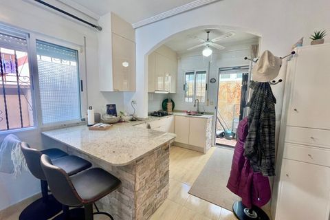 Villa i Playa Flamenca, Alicante, Playa Flamenca - € 274.000 | Ref: R11970 - foto 5