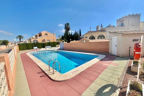 Villa i Playa Flamenca, Alicante, Playa Flamenca - € 274.000 | Ref: R11970 - foto 12