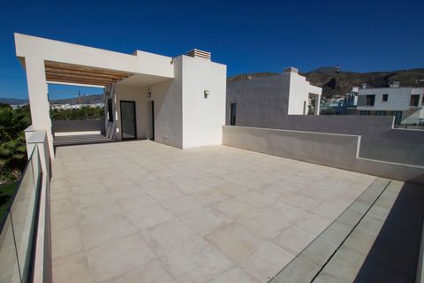 Villa a Finestrat, Alicante, Finestrat - € 749.000 | Ref: SLV28-1452R - foto 27