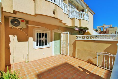 Casa unifamiliar a Villamartin, Alicante - foto 4