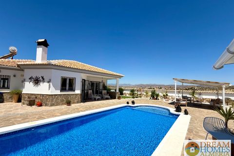 Villa i Arboleas, Almeria, Arboleas - € 340.000 | Ref: EAF-17852158 - foto 1