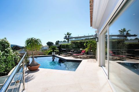 Вилла в Santa Ponsa, Mallorca - фотография 4