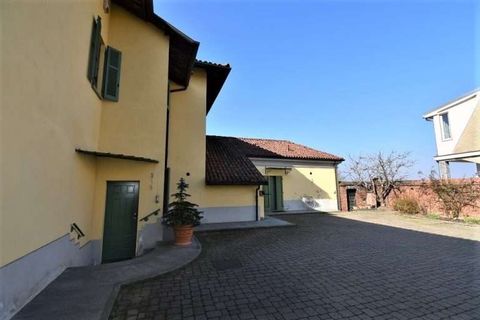 Farm hus i Asti, Asti, Asti - € 780.000 | Ref: CM-1353-1177318 - foto 1