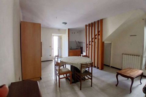Villa a Montecastrilli, Terni, Montecastrilli - € 39.000 | Ref: CastelTodino009-1177819 - foto 2