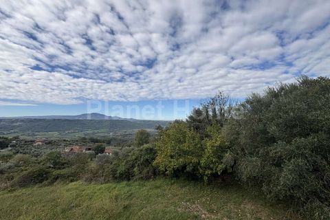 Helårsgrund i Gualdo Cattaneo, Perugia, Gualdo Cattaneo - € 130.000 | Ref: T2-1183550 - foto 2