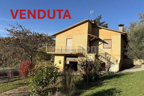 Villa i Amelia, Terni, Amelia - € 120.000 | Ref: 42C-1183942 - foto 1