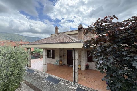 Villa i San Gemini, Terni, San Gemini - € 680.000 | Ref: 195-1184149 - foto 9