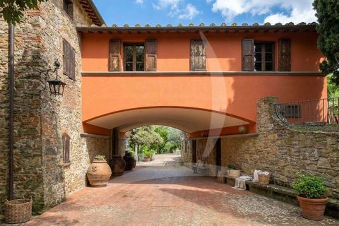 Villa i Arezzo, Arezzo, Arezzo - € 1.200.000 | Ref: A1190RV6483-1234078 - foto 3