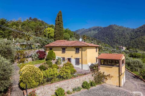Farm hus i Pescia, Pistoia, Pescia - € 480.000 | Ref: R07185PERU-1316064 - foto 1