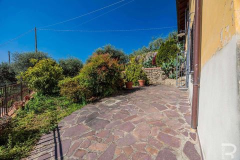 Farm hus i Pescia, Pistoia, Pescia - € 480.000 | Ref: R07185PERU-1316064 - foto 20
