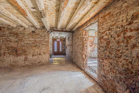 Villa a Venice, Venice, Venice - € 260.000 | Ref: R07180VEEF-1316316 - foto 12