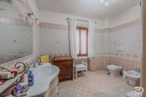 Gårdshus i Terranuova Bracciolini, Arezzo, Terranuova Bracciolini - € 750 000 | Ref: R07021TERU-1317688 - foto 43