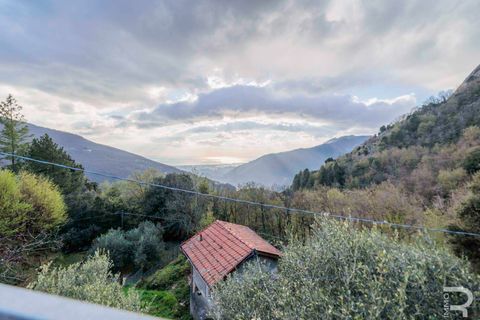 Villa i Massa, Massa and Carrara, Massa - € 175 000 | Ref: R07114MAVI-1318191 - foto 5