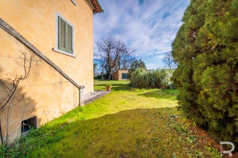 Villa a Fucecchio, Florence, Fucecchio - € 450.000 | Ref: R07112FUVI-1318262 - foto 6