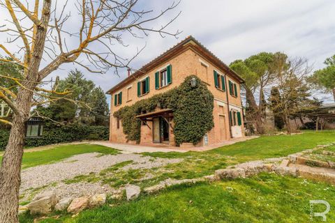 Farm hus i Asciano, Siena, Asciano - € 800.000 | Ref: R07088ASRU-1318806 - foto 6