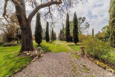 Farm hus i Asciano, Siena, Asciano - € 800.000 | Ref: R07088ASRU-1318806 - foto 32