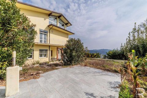 Villa a Massarosa, Lucca, Massarosa - € 790.000 | Ref: R07081MAVI-1318902 - foto 4