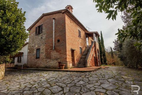 Farm hus i Chiusi, Siena, Chiusi - € 490.000 | Ref: R07058CHRU-1319565 - foto 3