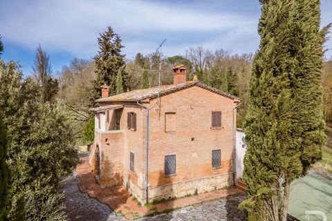 Farm hus i Chiusi, Siena, Chiusi - € 490.000 | Ref: R07058CHRU-1319565 - foto 11