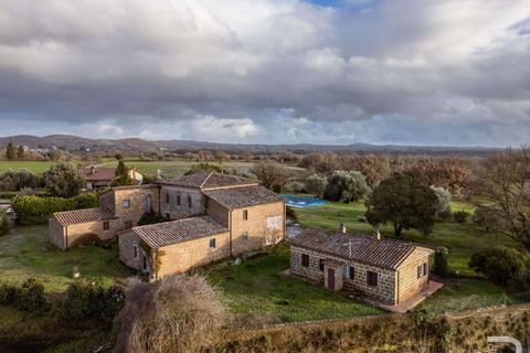 Farm hus i Sorano, Grosseto, Sorano - € 850.000 | Ref: R07050SORU-1319758 - foto 1