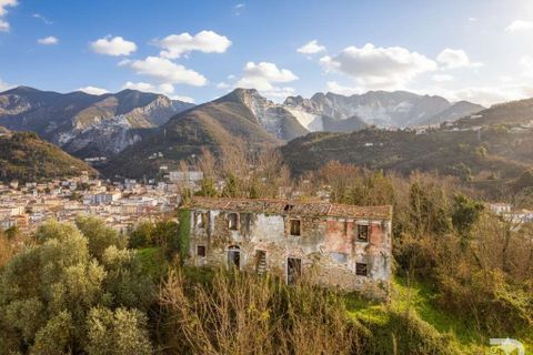 Farm hus i Carrara, Massa and Carrara, Carrara - € 150.000 | Ref: R07011CARU-1320367 - foto 1