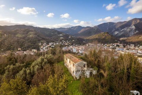 Farm hus i Carrara, Massa and Carrara, Carrara - € 150.000 | Ref: R07011CARU-1320367 - foto 3