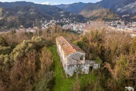 Farm hus i Carrara, Massa and Carrara, Carrara - € 150.000 | Ref: R07011CARU-1320367 - foto 4