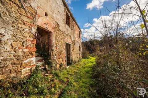 Farm hus i Carrara, Massa and Carrara, Carrara - € 150.000 | Ref: R07011CARU-1320367 - foto 8