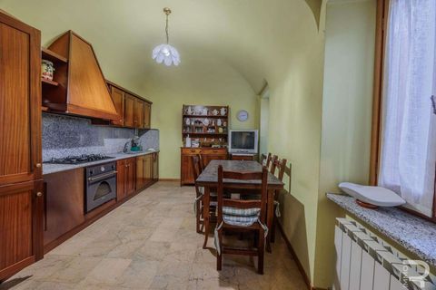 Farm hus i Pontremoli, Massa and Carrara, Pontremoli - € 660.000 | Ref: R07010PODH-1320377 - foto 4