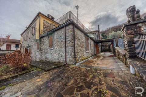 Farm hus i Pontremoli, Massa and Carrara, Pontremoli - € 660.000 | Ref: R07010PODH-1320377 - foto 33