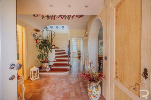 Villa a Pontremoli, Massa and Carrara, Pontremoli - € 520.000 | Ref: R07009POVI-1320438 - foto 12