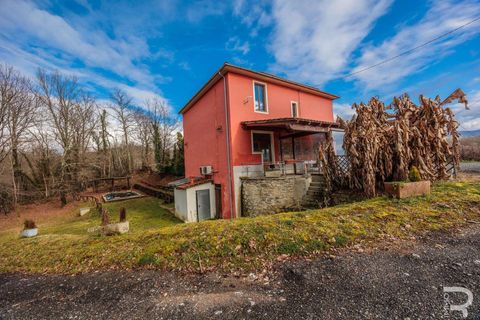 Farm hus i Bagnone, Massa and Carrara, Bagnone - € 259.000 | Ref: R07000BARU-1320571 - foto 1