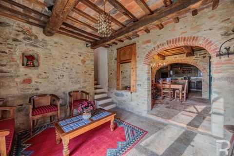 Farm hus i Cortona, Arezzo, Cortona - € 1.300.000 | Ref: R06889CORU-1321078 - foto 18
