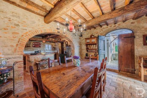 Farm hus i Cortona, Arezzo, Cortona - € 1.300.000 | Ref: R06889CORU-1321078 - foto 20